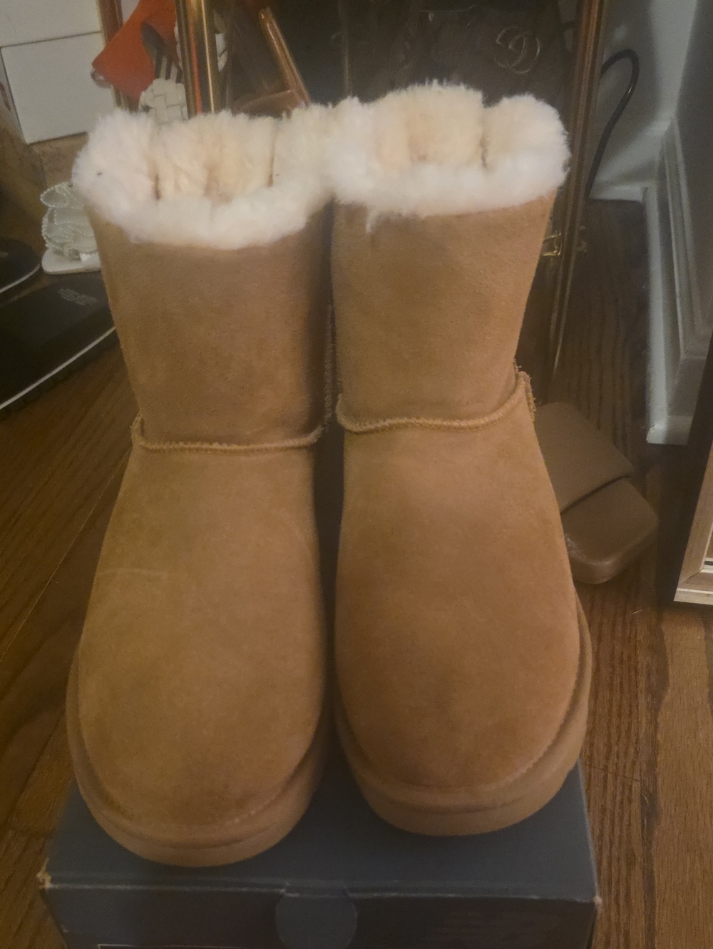 Classic Chestnut Shearling Lined Short Boots